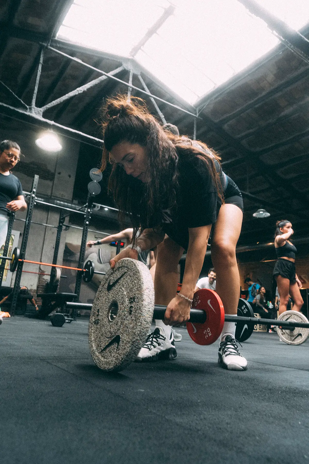 Préparation Hyrox dans une salle de sport à Genève Lancy